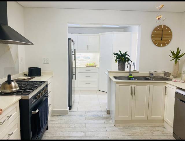 3 BEDROOM DUPLEX FOR SALE IN NEWSEL BEACH